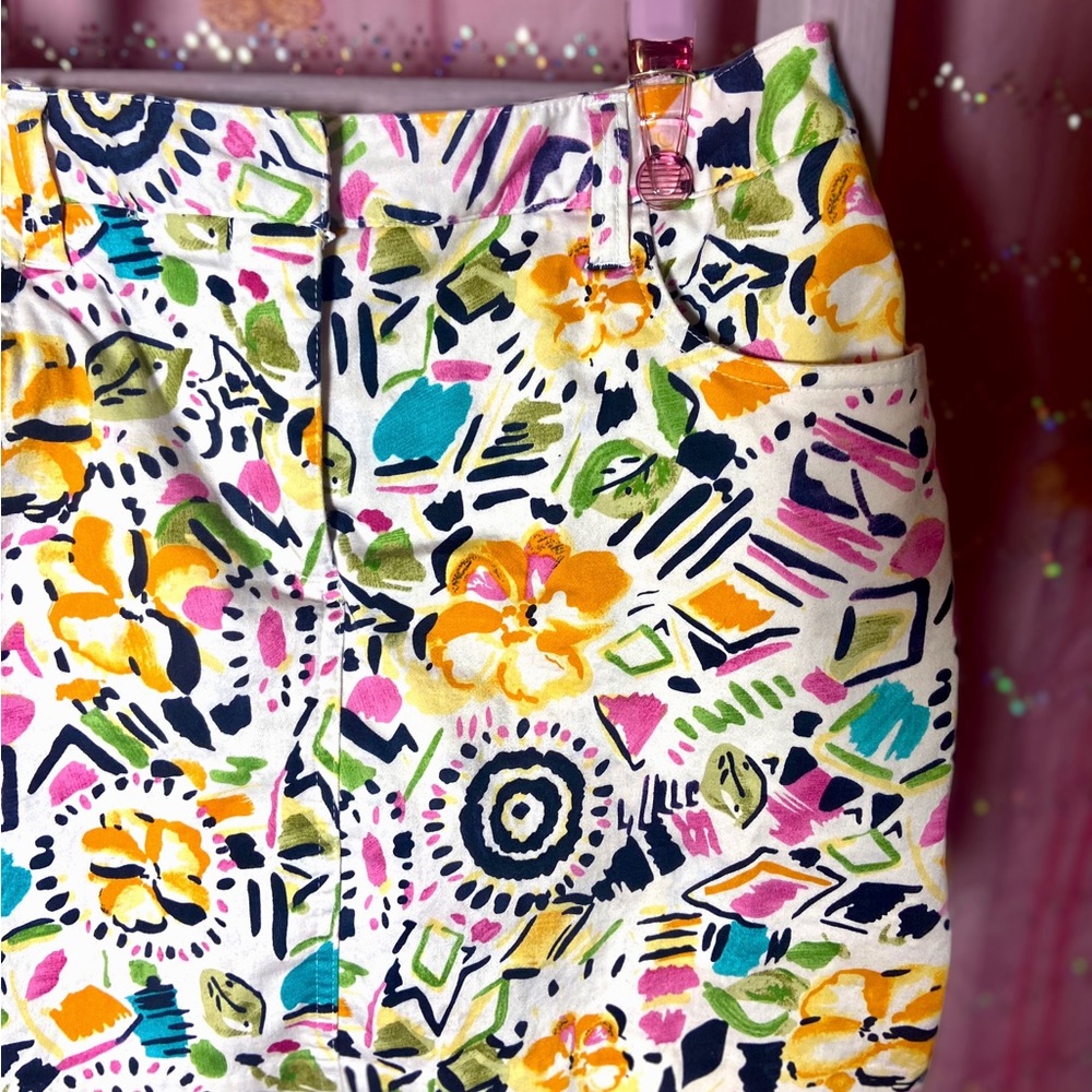 Abstract Pattern Mini Skirt - Picture 4 of 5